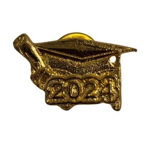 pin de graduado en forma de birrete para generación 2024 en dorado
