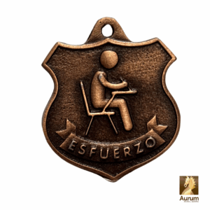 Medalla de Esfuerzo elaborada de metal en estilo cobre antiguo